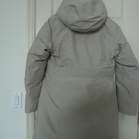 Lululemon Snow Warrior Parka Jacket Size 10 - Picture 11 of 12